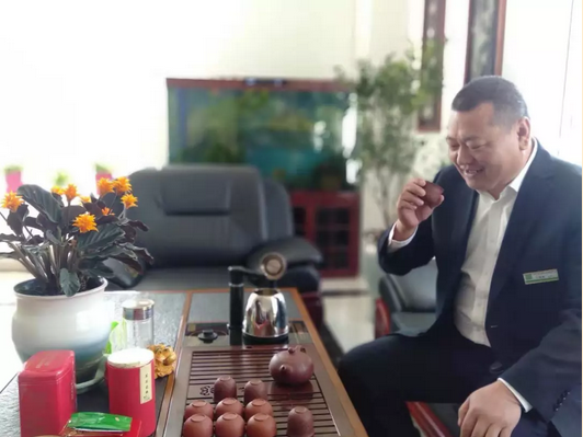董事長(zhǎng)致辭(圖1)